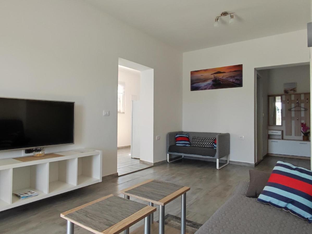 Apartma Sonja 2 ไพราน ภายนอก รูปภาพ