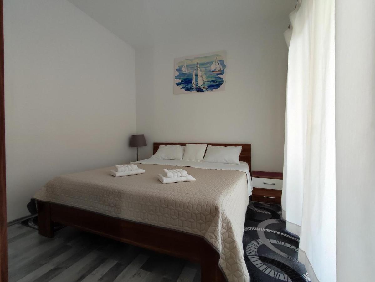 Apartma Sonja 2 ไพราน ภายนอก รูปภาพ